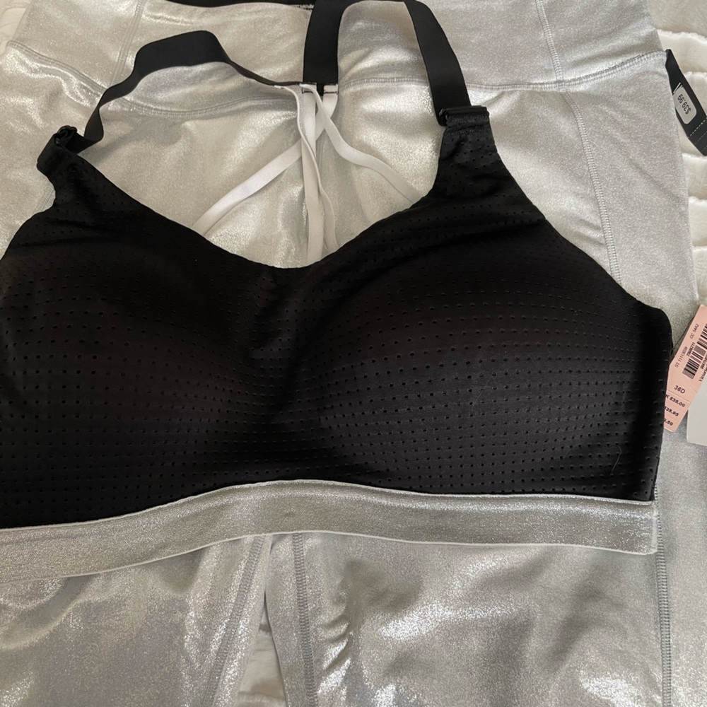 NWT VS Sport Set - Picture 3 of 4